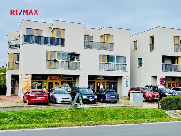 Prodej obchodního prostoru, Mukařov, Choceradská, 48 m2