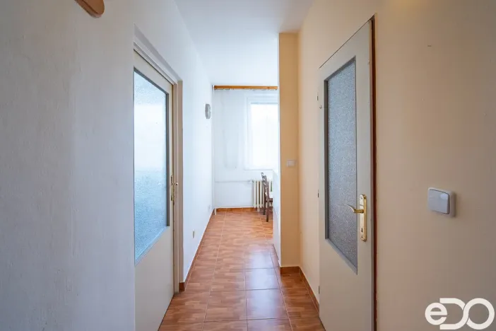 Prodej bytu 1+1, Hradec Králové, Sezemická, 32 m2