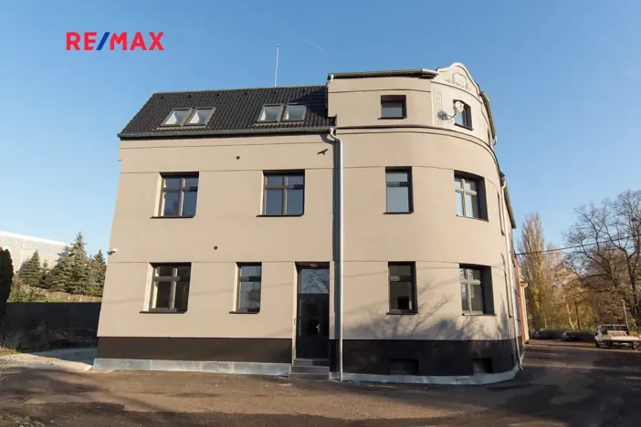 Prodej činžovního domu, Ústí nad Labem, náměstí Prokopa Velikého, 576 m2