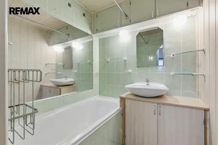 Prodej bytu 3+1, Sokolov, Švabinského, 75 m2