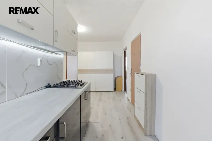 Prodej bytu 3+1, Sokolov, Švabinského, 75 m2
