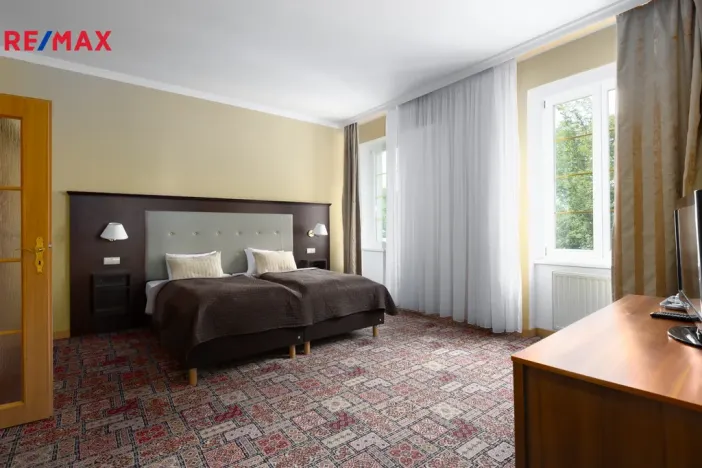 Prodej ubytování, Karlovy Vary, Na Vyhlídce, 1580 m2