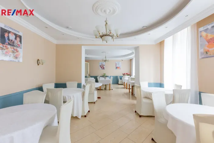 Prodej ubytování, Karlovy Vary, Na Vyhlídce, 1580 m2