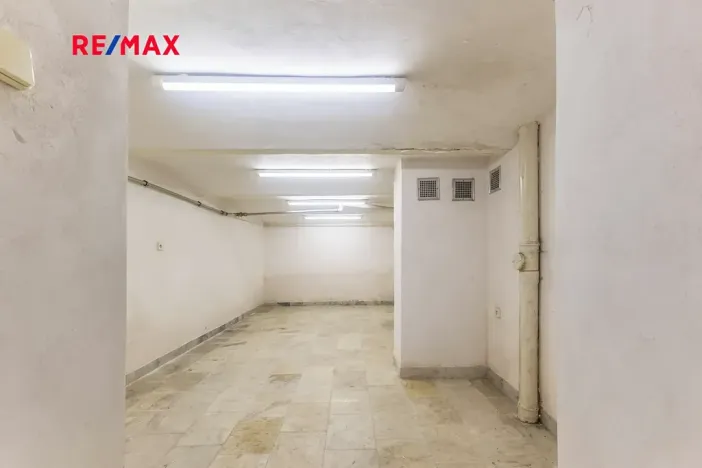 Prodej rodinného domu, Jaroměř, Husova, 700 m2