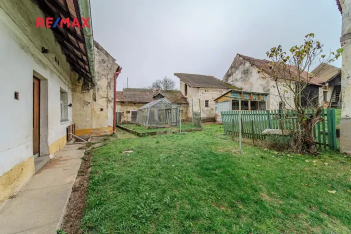 Prodej rodinného domu, Kočín, 156 m2