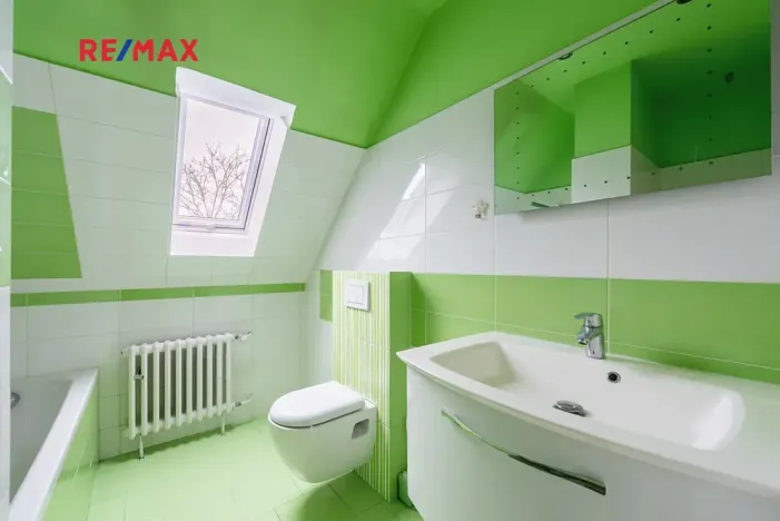 Prodej vily, Měchenice, Hlavní, 330 m2