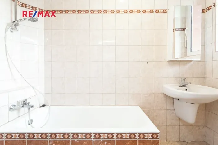 Pronájem kanceláře, Praha - Krč, Višňová, 80 m2