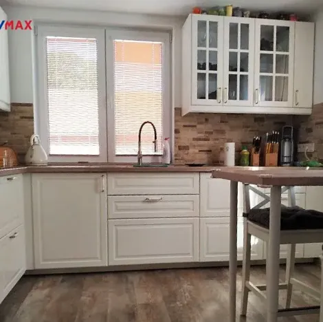 Prodej rodinného domu, Zápy, 216 m2