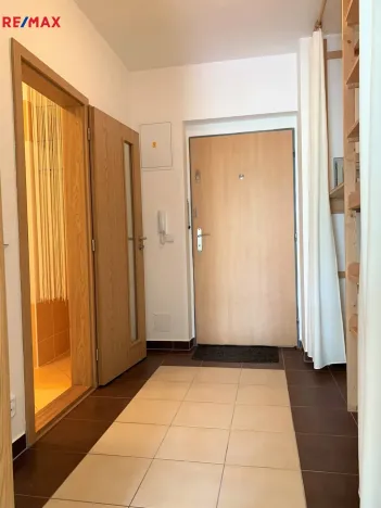 Pronájem bytu 1+kk, Olomouc, Peškova, 45 m2