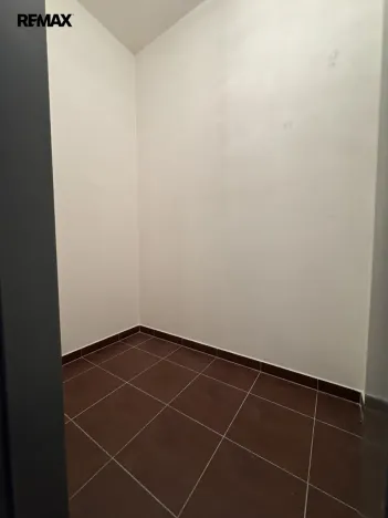 Pronájem bytu 1+kk, Olomouc, Peškova, 45 m2
