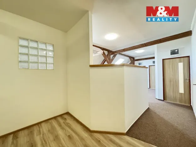 Pronájem kanceláře, Bechyně, Písecká, 48 m2