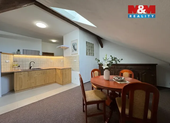 Pronájem kanceláře, Bechyně, Písecká, 14 m2