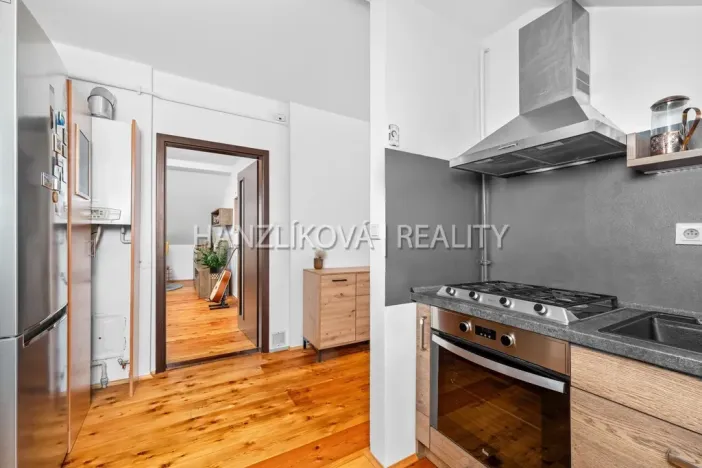 Pronájem bytu 2+1, České Budějovice, Rudolfovská tř., 67 m2