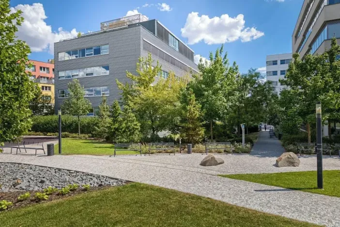 Pronájem kanceláře, Praha - Michle, Jemnická, 435 m2