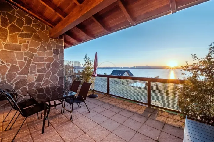 Prodej bytu 3+kk, Frymburk - Kovářov, Kovářov, 109 m2