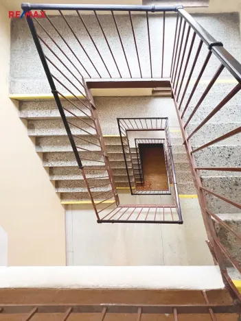 Prodej komerční nemovitosti, Kraslice, Palackého, 1800 m2