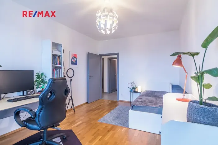 Prodej bytu 3+kk, Praha - Karlín, Breitfeldova, 90 m2