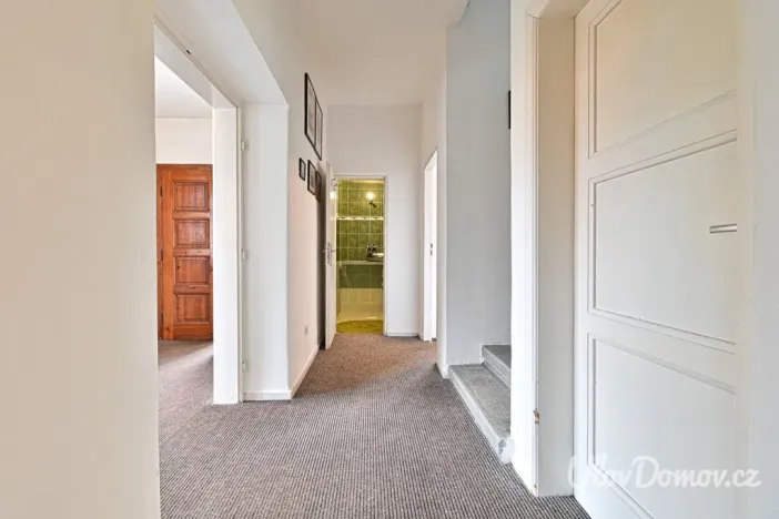 Pronájem bytu 6+kk a větší, Ostrava - Kunčičky, Lorišova, 320 m2