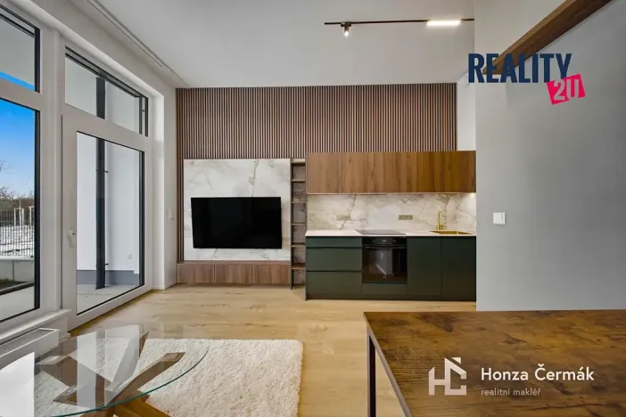 Pronájem bytu 1+kk, Brno, 35 m2