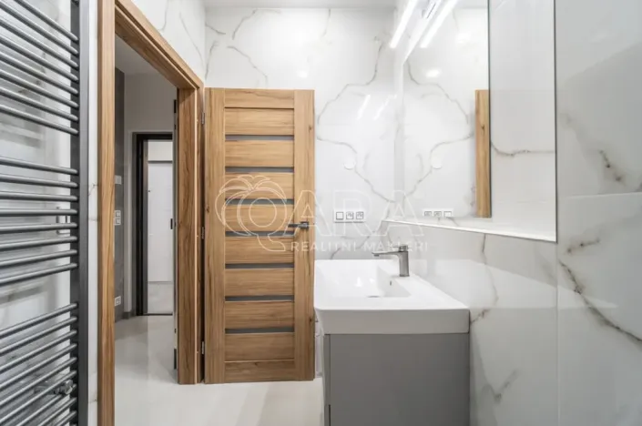 Pronájem bytu 2+kk, Praha - Karlín, Sokolovská, 39 m2