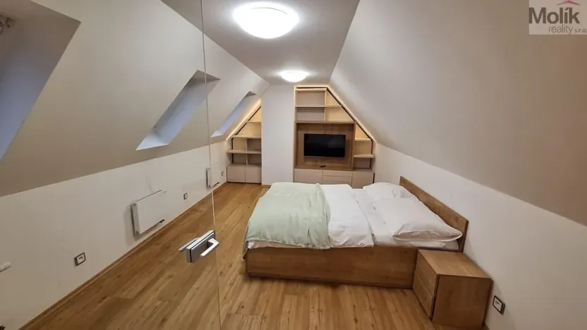 Prodej činžovního domu, Teplice, Laubeho náměstí, 425 m2