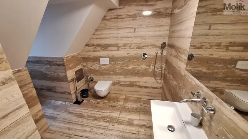 Prodej činžovního domu, Teplice, Laubeho náměstí, 425 m2