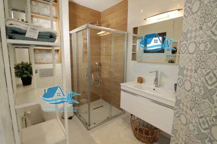 Prodej bytu 3+1, Trikomo, Kypr, 100 m2