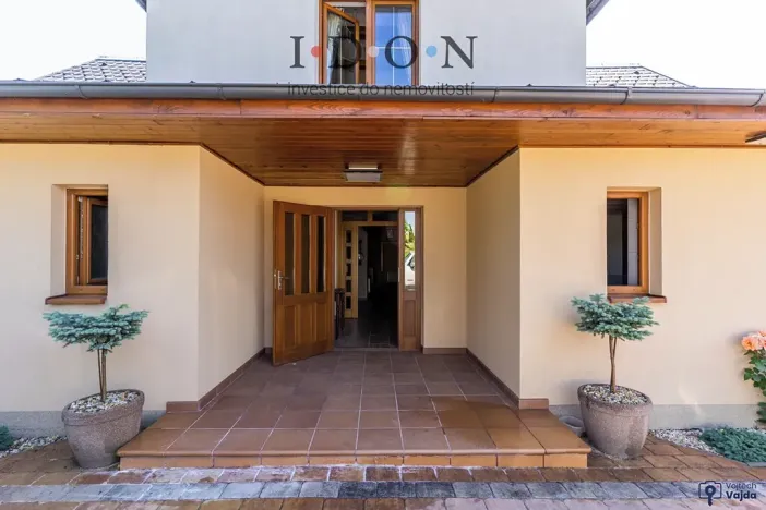 Pronájem rodinného domu, Třinec, 360 m2