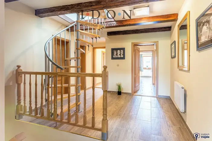 Prodej komerční nemovitosti, Třinec, 650 m2