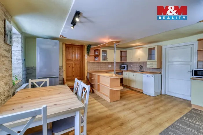 Prodej rodinného domu, Třemešné - Dubec, 192 m2