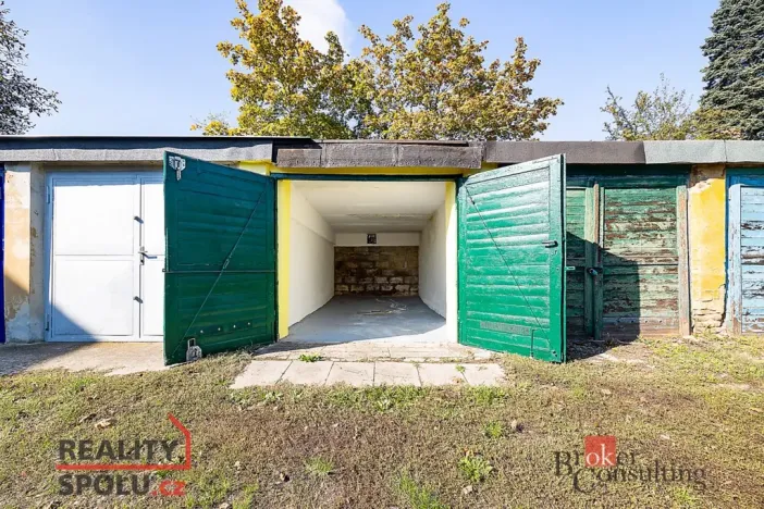 Prodej garáže, Praha - Dejvice, Na Fišerce, 14 m2