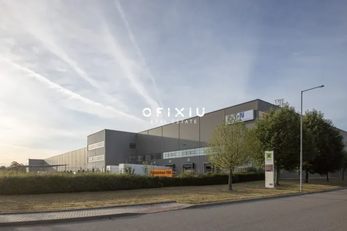 Pronájem skladu, Brno, 9000 m2