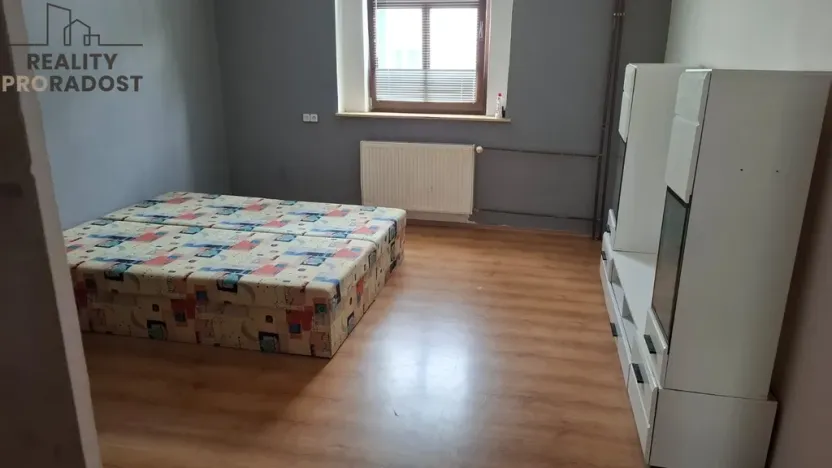Pronájem bytu 1+kk, Proboštov, Kpt. Jaroše, 34 m2