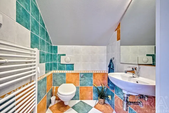 Pronájem rodinného domu, Dolní Břežany, V Úvozu, 380 m2