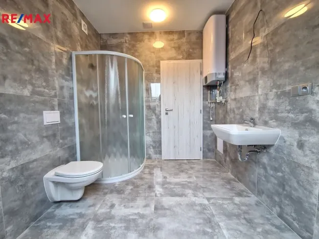 Prodej bytu 2+1, Lochovice, 64 m2