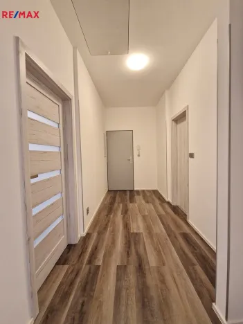 Prodej bytu 2+1, Lochovice, 64 m2