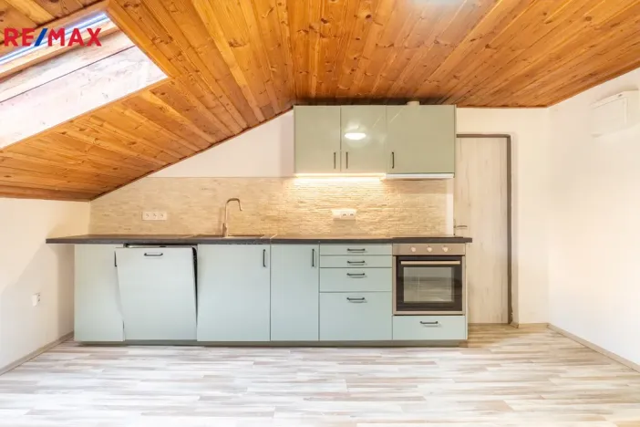 Pronájem bytu 3+kk, Praha - Radotín, Karlická, 72 m2