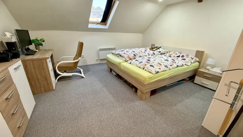Pronájem bytu 2+kk, Větrný Jeníkov, 70 m2