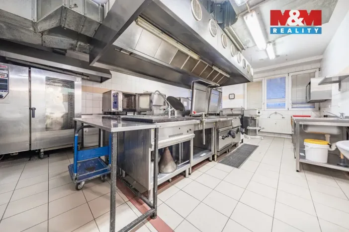 Pronájem restaurace, Praha - Žižkov, Roháčova, 616 m2