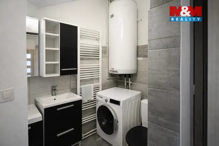 Prodej rodinného domu, Postoloprty - Levonice, 190 m2