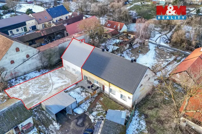 Prodej bytu 2+1, Planá - Svahy, 67 m2