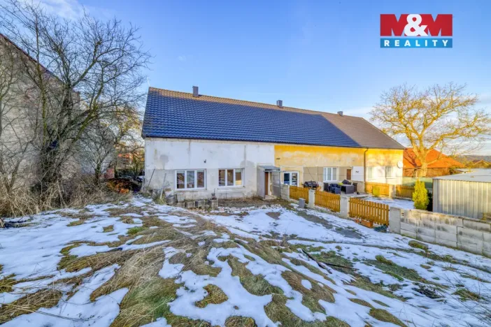 Prodej bytu 2+1, Planá - Svahy, 67 m2