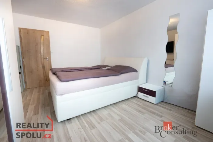 Prodej bytu 4+1, Zbůch, U Vlečky, 84 m2