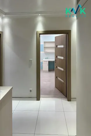 Pronájem bytu 3+1, Ostrov, Jungmannova, 74 m2