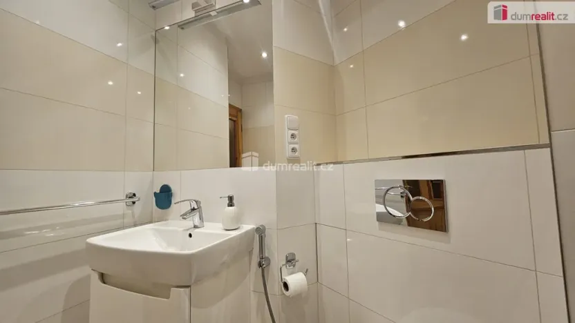 Pronájem bytu 2+kk, Praha - Vinohrady, Slezská, 44 m2