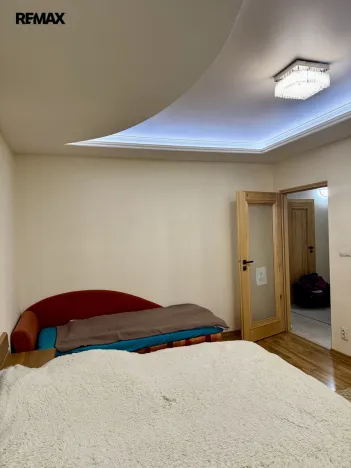 Pronájem bytu 2+1, Karlovy Vary - Drahovice, Úvalská, 60 m2