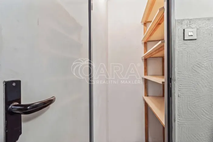 Pronájem bytu 3+kk, Praha - Kobylisy, Havlínova, 57 m2