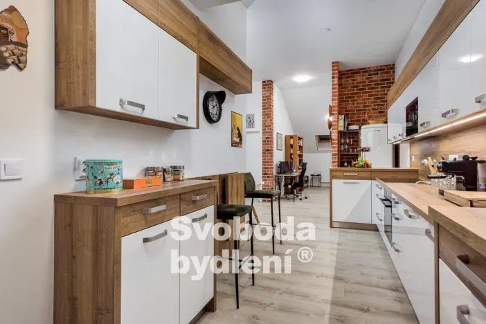 Prodej bytu 2+kk, Praha - Libeň, Prosecká, 67 m2