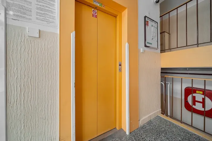 Prodej bytu 1+1, Hradec Králové, Vachkova, 27 m2