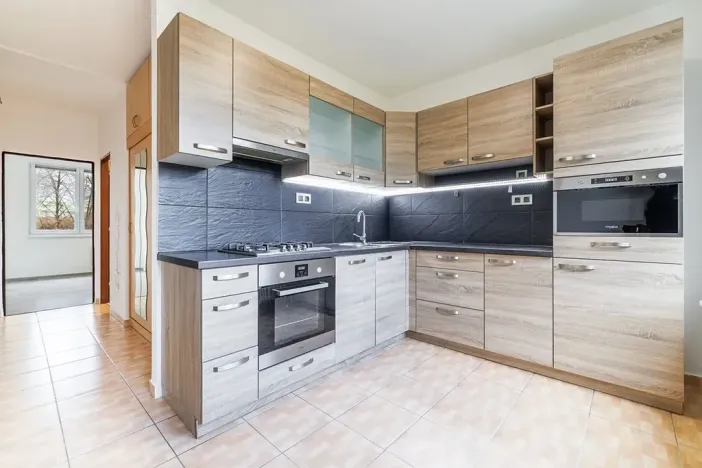 Pronájem bytu 2+1, České Budějovice, Nádražní, 50 m2